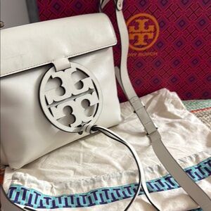 Tory Burch White Leather Crossbody Bag with Iconic Logo